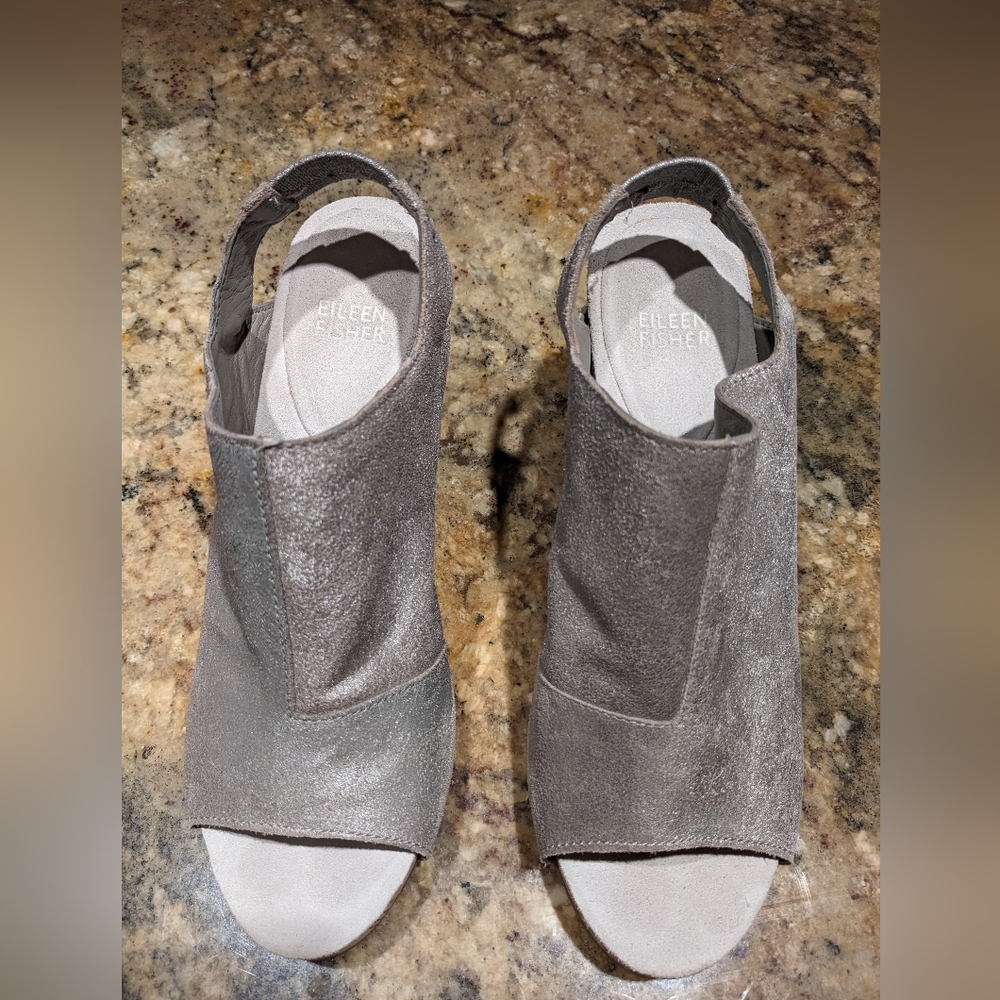 Eileen Fisher Glance Leather Peep Toe  Sling Back Heel Shoe Sandals Size 8.5
